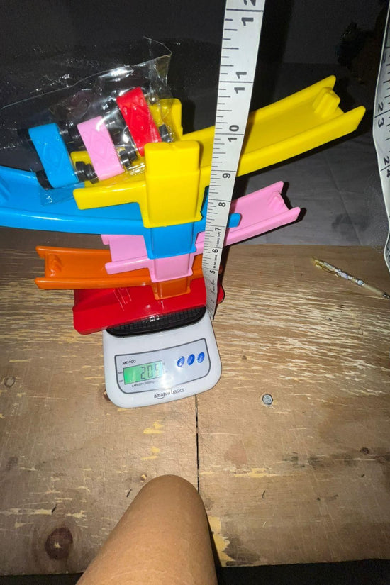 DIY Multilevel Racetrack Glider on Building Block Toys
