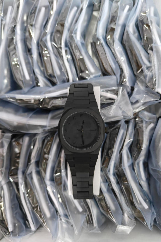 Arabic Dial Polycarbonate Analog Watch